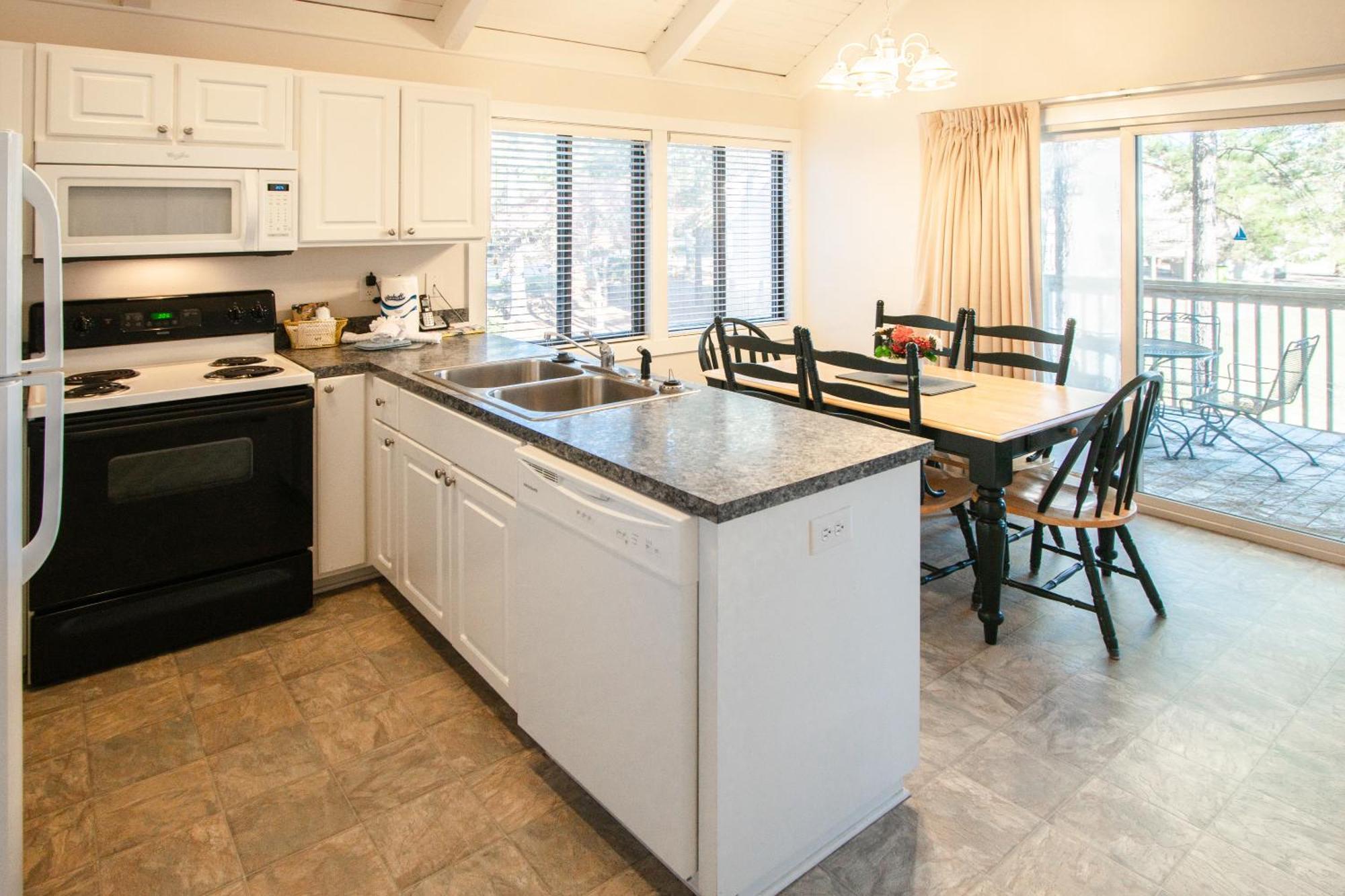 Waterwood Townhouses Ню Берн Екстериор снимка